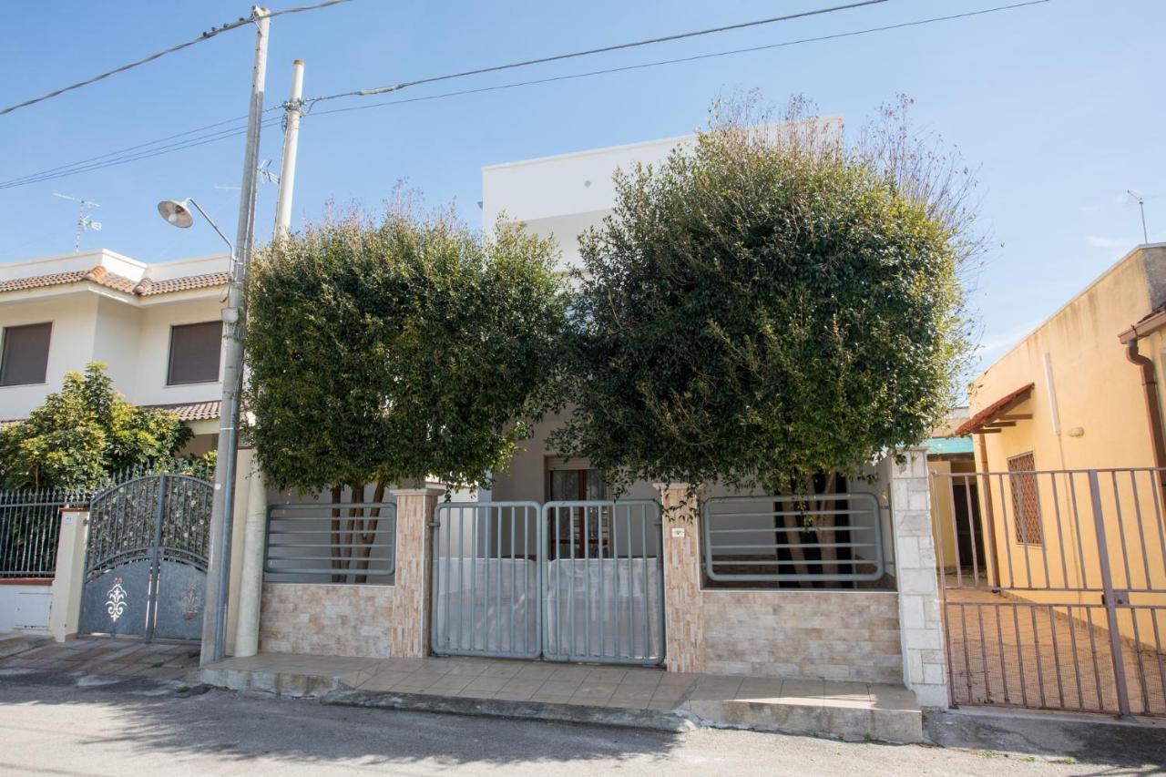 Villino Carolin Apartment Torre Lapillo Exterior photo
